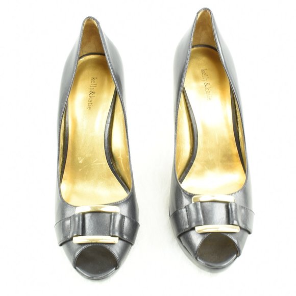 Black Pump Platform Heels  9 Gold Embellishment - Picture 2 of 9